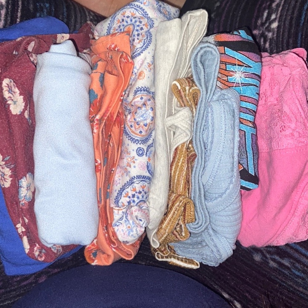 10/$13 Tank top bundle